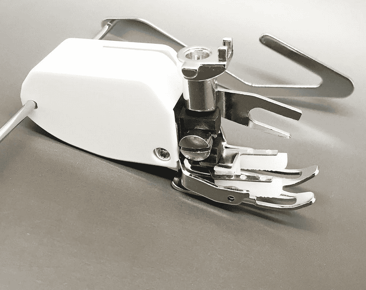 Walking Foot Fits BERNINA Old Style Machines Includes Foot & Adaptor Sewing Machine Walking Foot